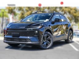 Toyota C-HR SE AWD (Natl) 2026 — side view
