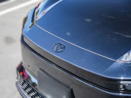 Toyota C-HR SE AWD (Natl) 2026 — side view