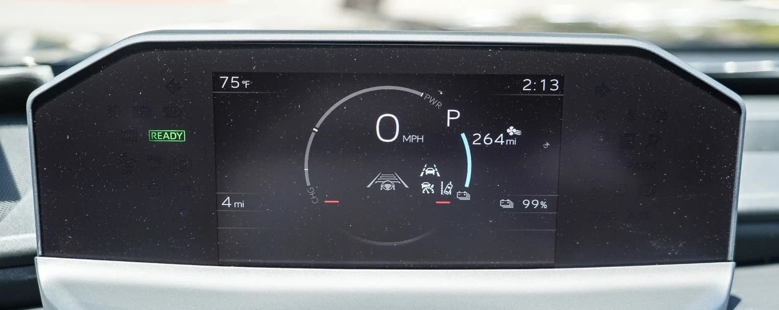 Toyota C-HR SE AWD (Natl) 2026 — side view