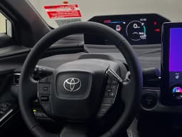 Toyota C-HR SE AWD (Natl) 2026 — side view