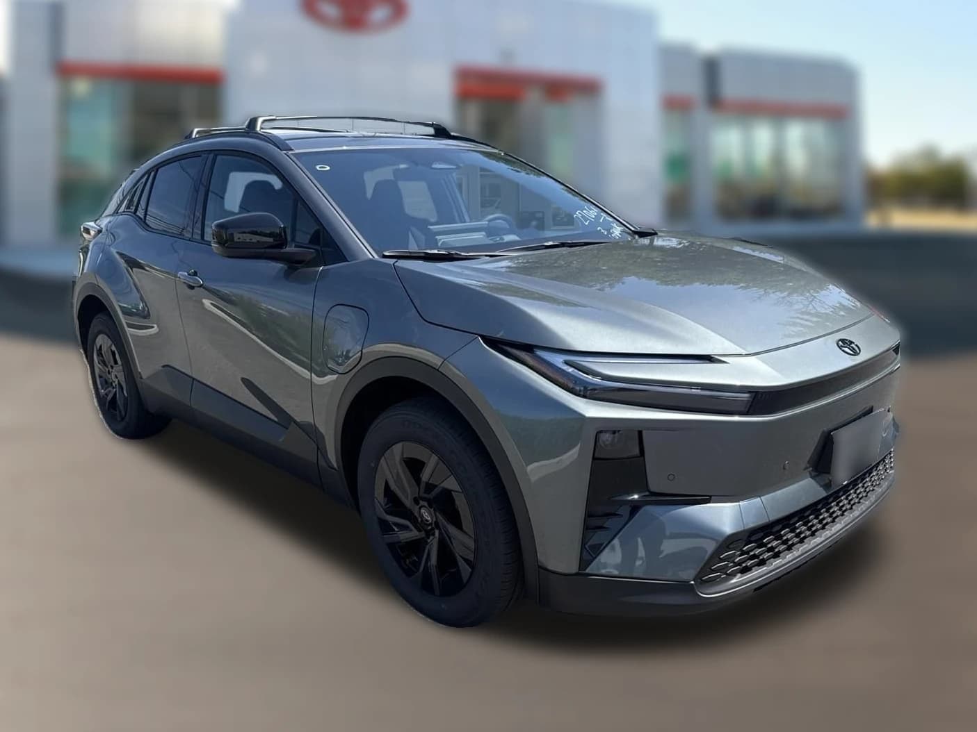 Toyota C-HR SE AWD (Natl) 2026 — side view