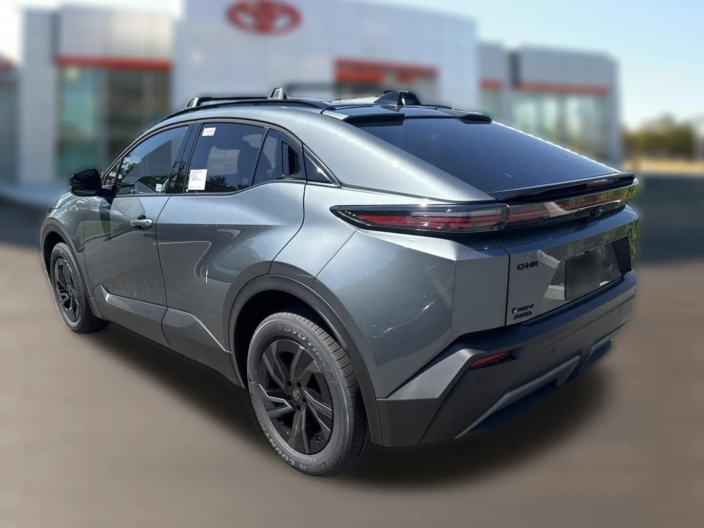 Toyota C-HR SE AWD (Natl) 2026 — side view