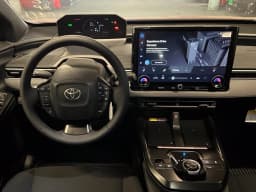 Toyota C-HR SE AWD (Natl) 2026 — side view