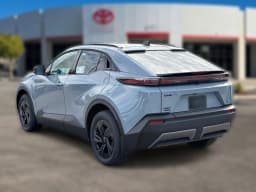 Toyota C-HR SE AWD (Natl) 2026 — side view
