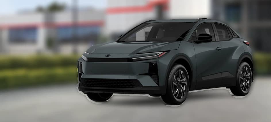Toyota C-HR SE AWD (Natl) 2026 — side view