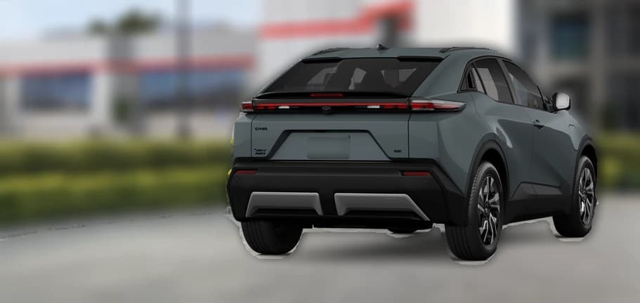 Toyota C-HR SE AWD (Natl) 2026 — side view