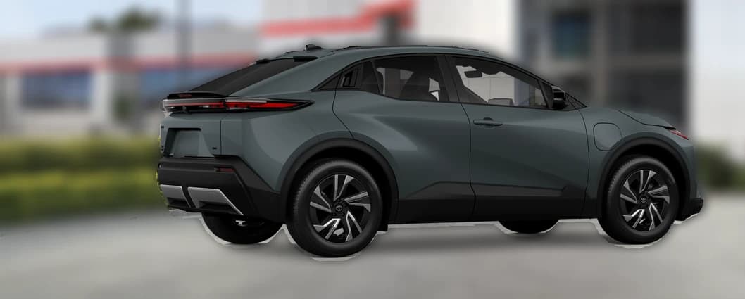 Toyota C-HR SE AWD (Natl) 2026 — side view