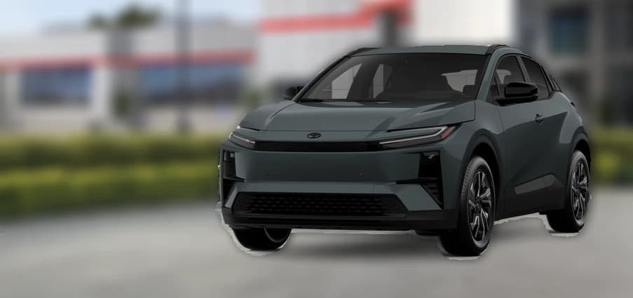 Toyota C-HR SE AWD (Natl) 2026 — side view