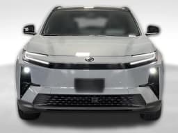 Toyota C-HR SE AWD (Natl) 2026 — side view