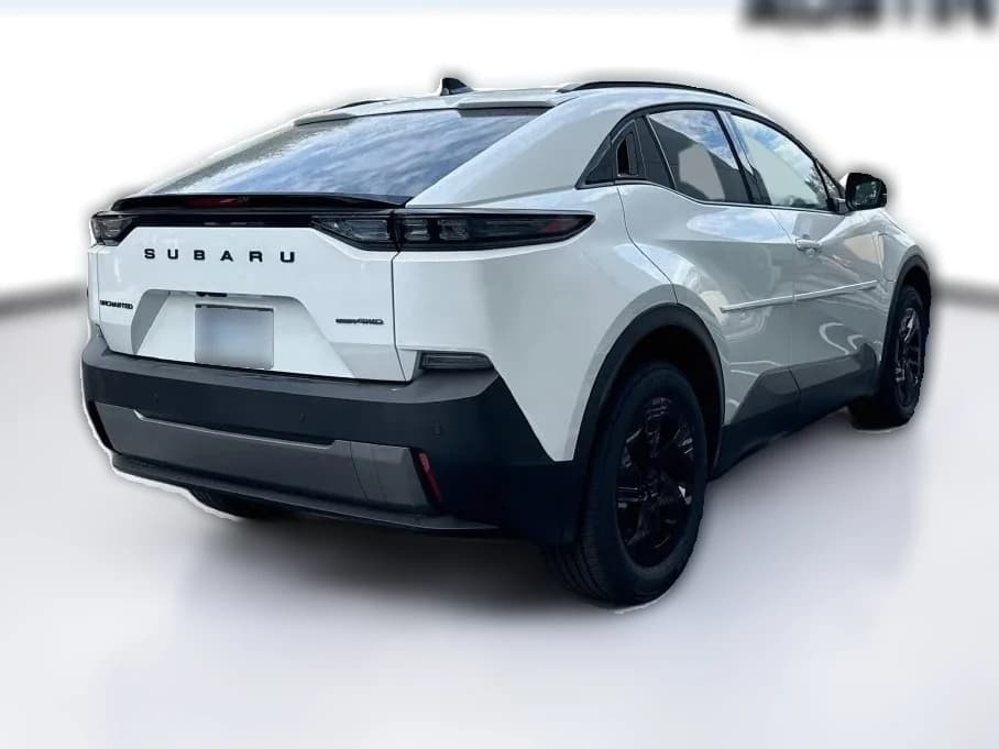 Subaru Uncharted Sport AWD 2026 — side view
