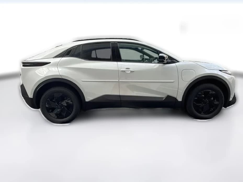 Subaru Uncharted Sport AWD 2026 — side view