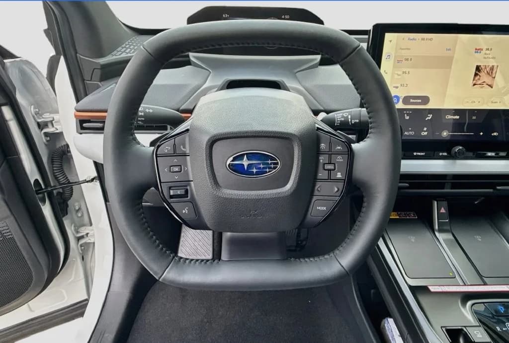 Subaru Uncharted Sport AWD 2026 — side view