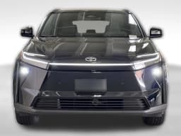 Toyota bZ XLE Plus FWD (Natl) 2026 — side view