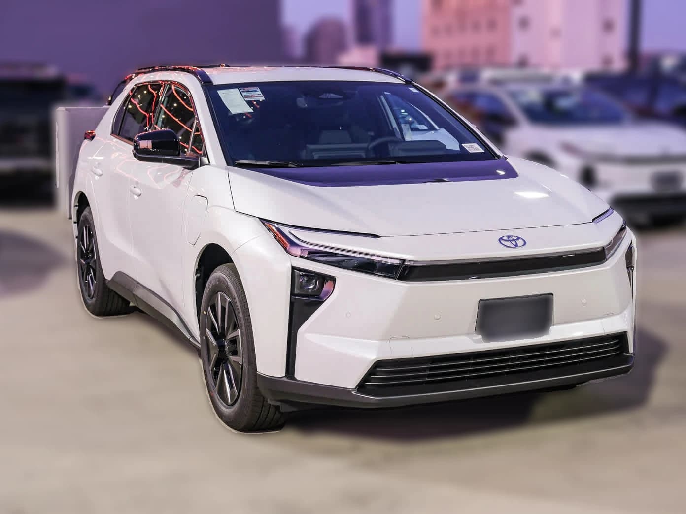 Toyota bZ XLE Plus FWD (Natl) 2026 — side view