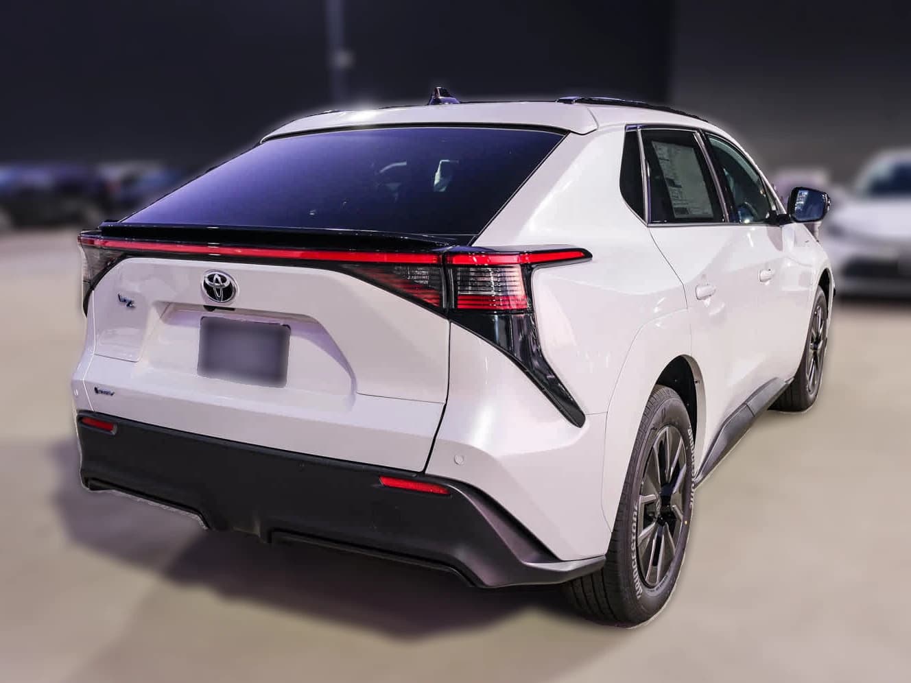 Toyota bZ XLE Plus FWD (Natl) 2026 — side view