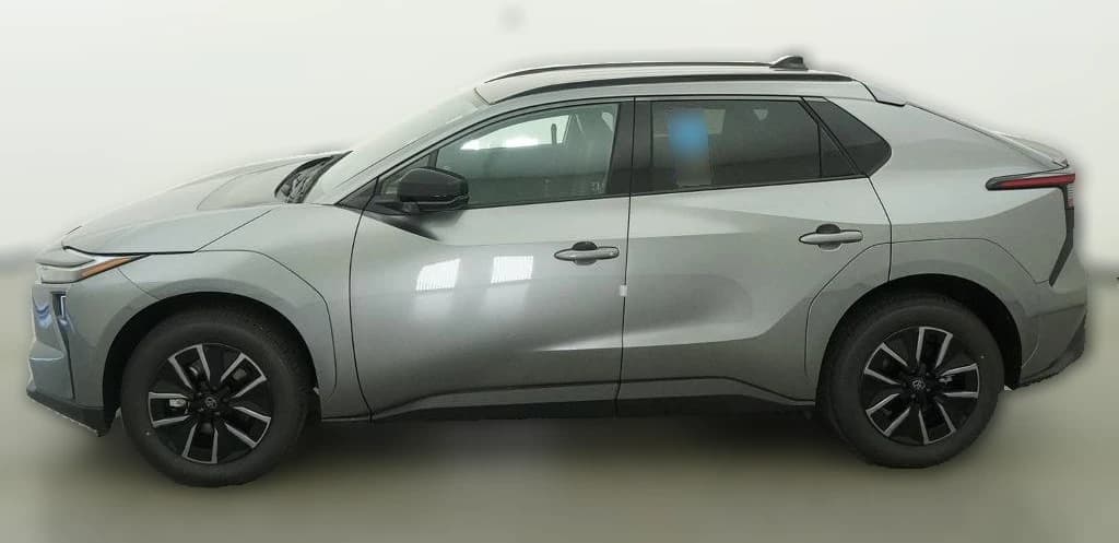 Toyota bZ XLE Plus FWD (Natl) 2026 — side view