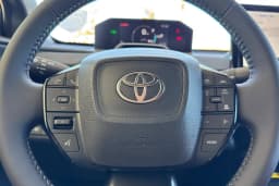 Toyota bZ XLE Plus FWD (Natl) 2026 — side view