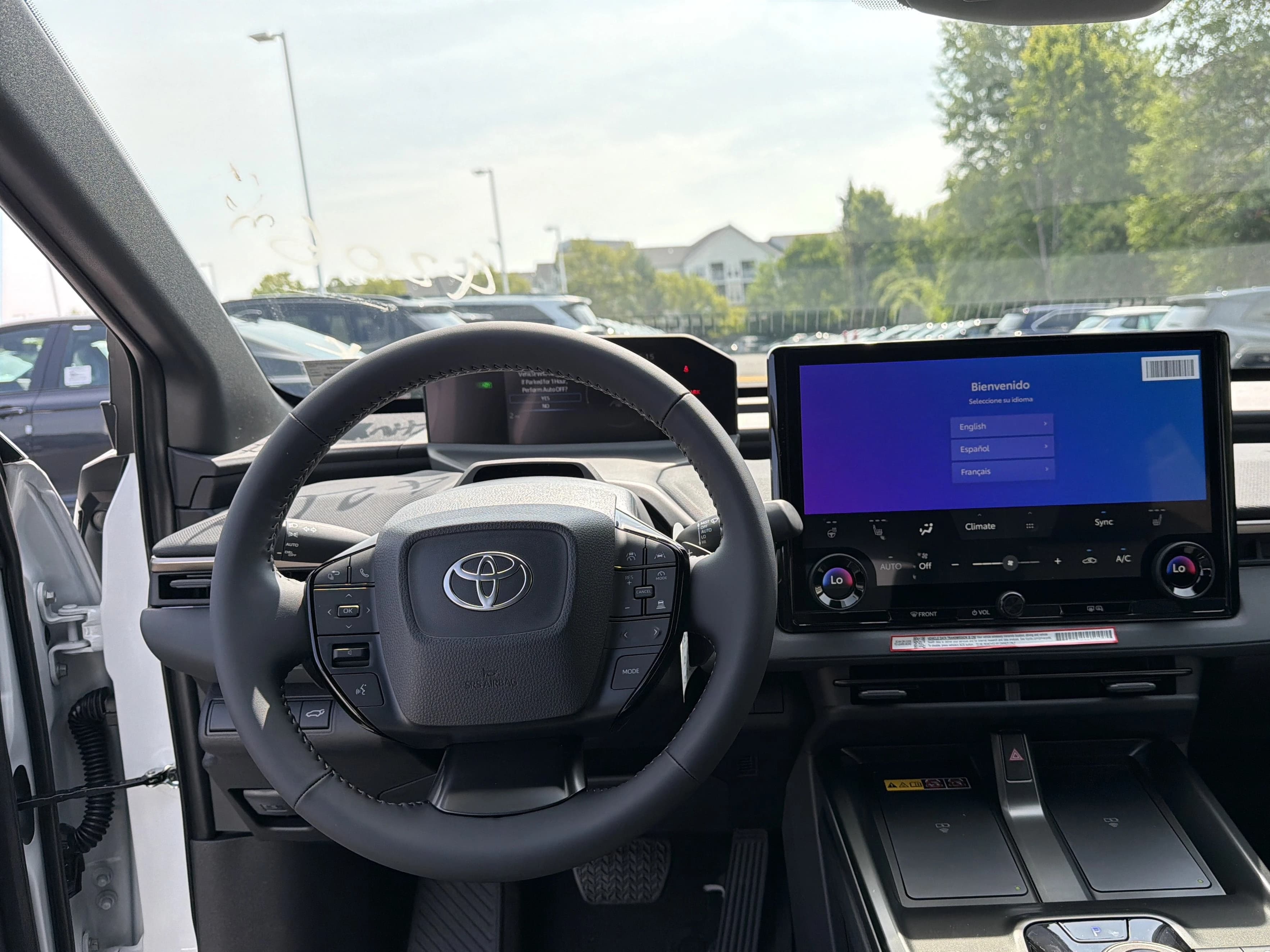 Toyota bZ XLE Plus FWD (Natl) 2026 — side view