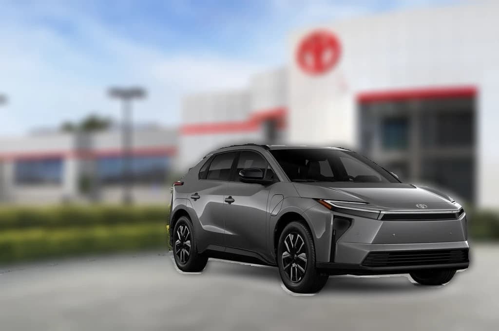 Toyota bZ XLE Plus FWD (Natl) 2026 — side view