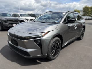 Toyota bZ XLE Plus FWD (Natl)