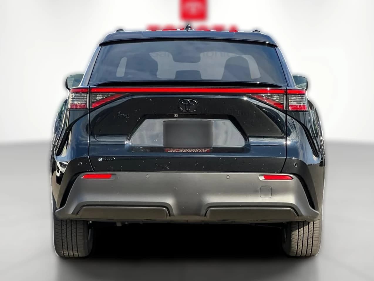 Toyota bZ XLE Plus FWD (Natl) 2026 — side view