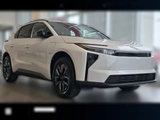 Toyota bZ XLE AWD (Natl)