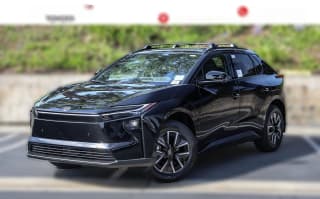 Toyota bZ XLE AWD (Natl)
