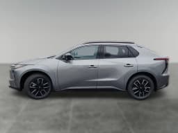 Toyota bZ XLE AWD (Natl) 2026 — side view