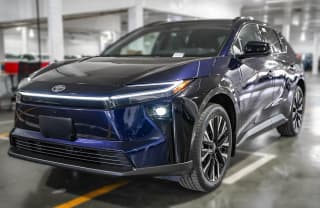 Toyota bZ Limited AWD (Natl)