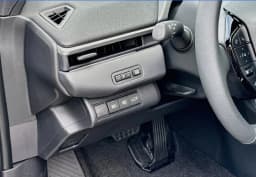 Subaru Solterra Premium AWD 2026 — side view