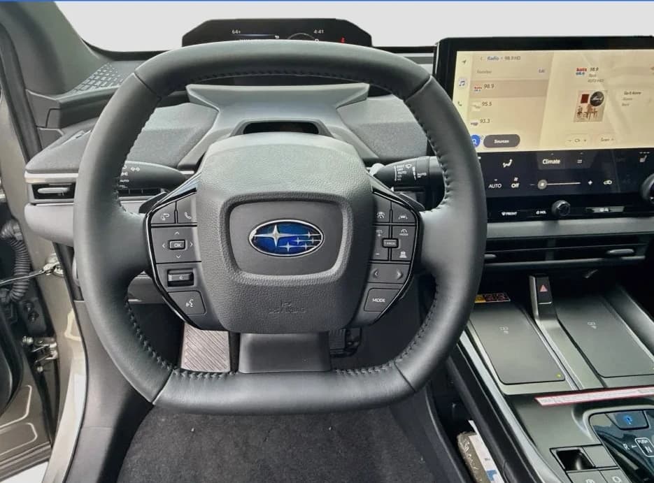 Subaru Solterra Premium AWD 2026 — side view