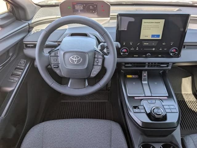 Toyota bZ XLE FWD (Natl) 2026 — side view