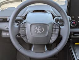 Toyota bZ XLE FWD (Natl) 2026 — side view