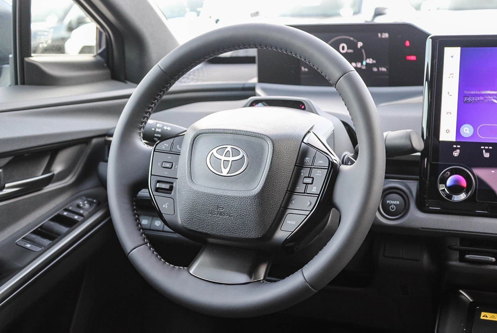Toyota bZ XLE FWD (Natl) 2026 — side view