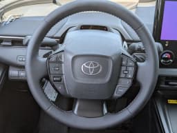 Toyota bZ Woodland Premium AWD (Natl) 2026 — side view