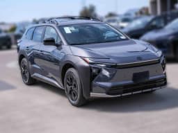 Toyota bZ Woodland Base AWD (Natl) 2026 — side view