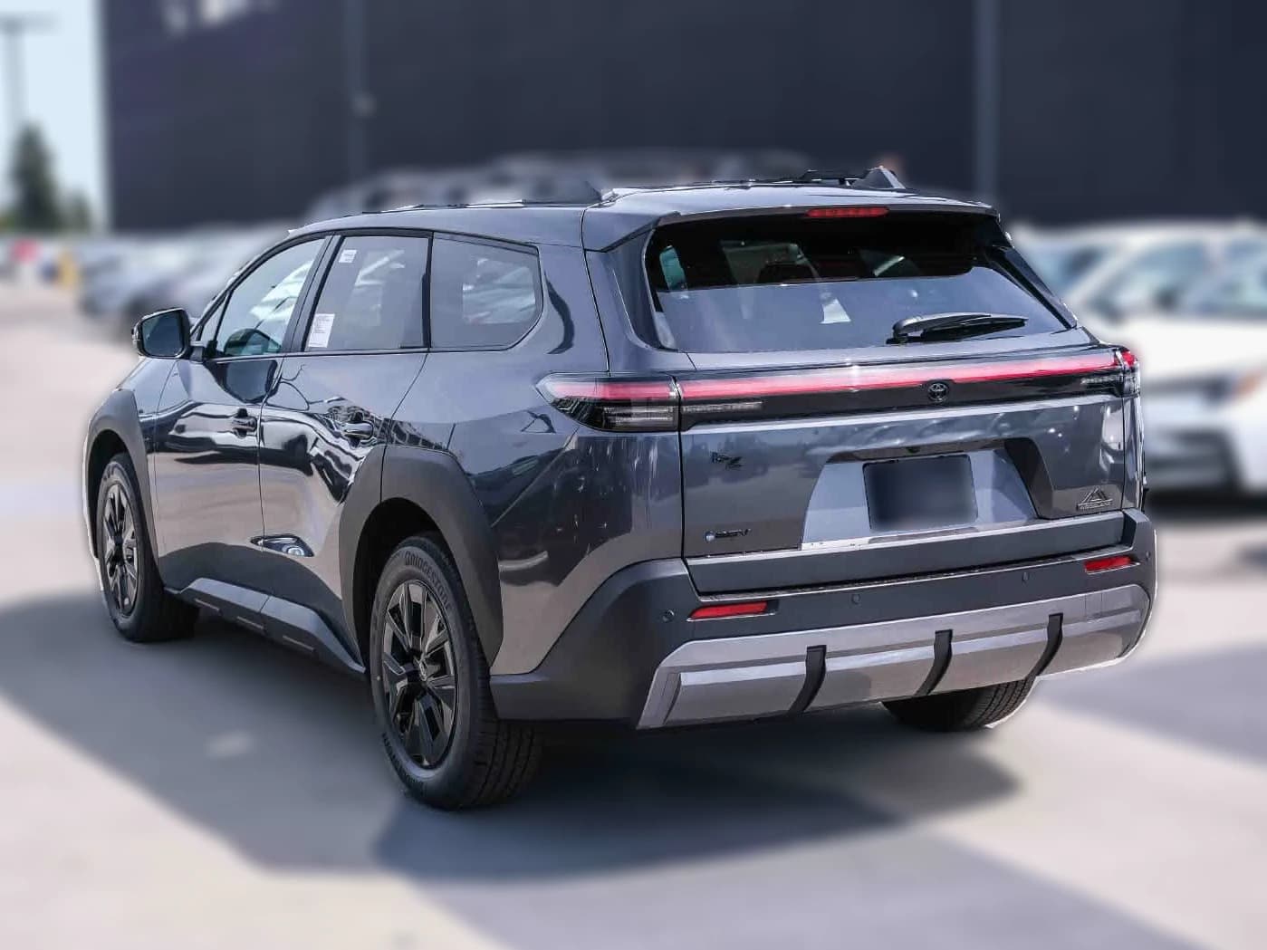 Toyota bZ Woodland Base AWD (Natl) 2026 — side view