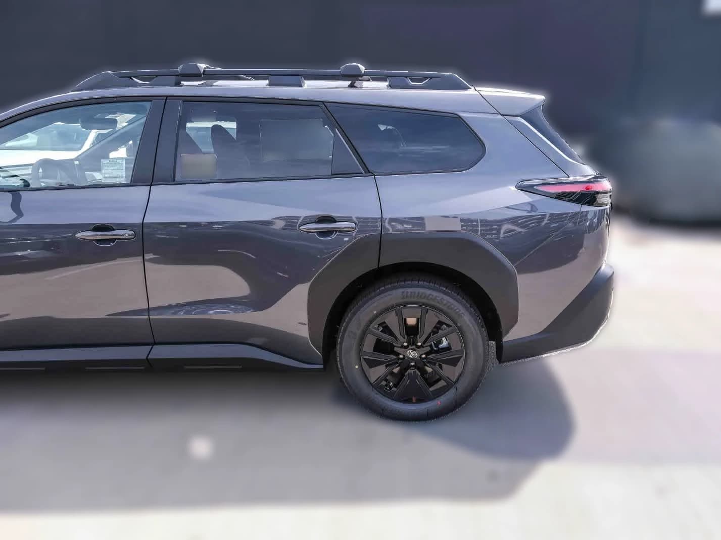 Toyota bZ Woodland Base AWD (Natl) 2026 — side view