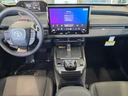 Toyota bZ Woodland Base AWD (Natl) 2026 — side view
