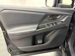 Toyota bZ Woodland Base AWD (Natl) 2026 — side view