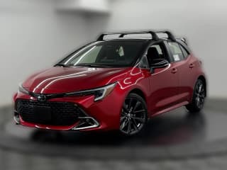 Toyota Corolla Hatchback XSE CVT (Natl)
