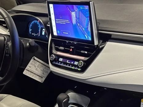 Toyota Corolla Hatchback XSE CVT (Natl) 2027 — side view