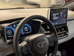 Toyota Corolla Hatchback XSE CVT (Natl) 2027 — side view