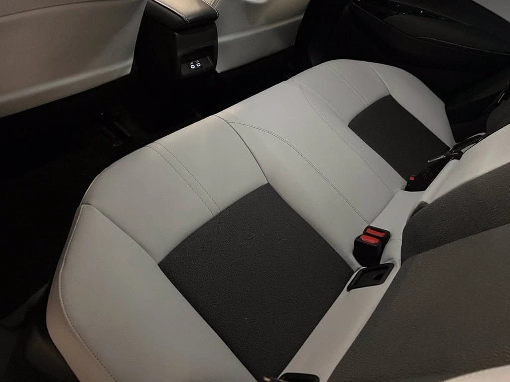 Toyota Corolla Hatchback XSE CVT (Natl) 2027 — side view