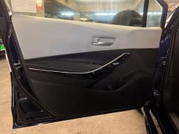 Toyota Corolla Hatchback XSE CVT (Natl) 2027 — side view