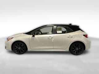 Toyota Corolla Hatchback XSE CVT (Natl)