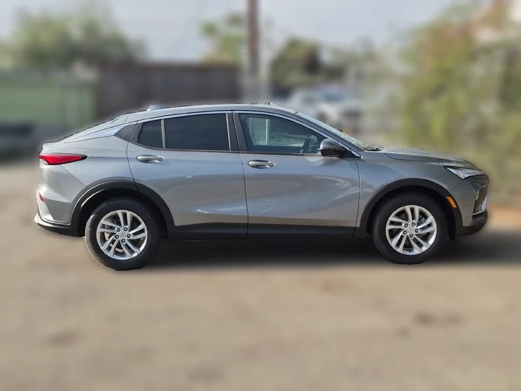 Buick Envista Preferred FWD 4dr 2026 — side view