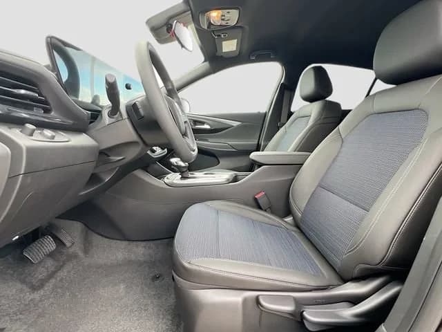 Buick Envista Preferred FWD 4dr 2026 — side view
