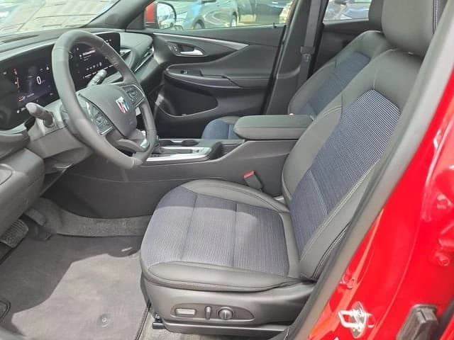 Buick Envista Preferred FWD 4dr 2026 — side view