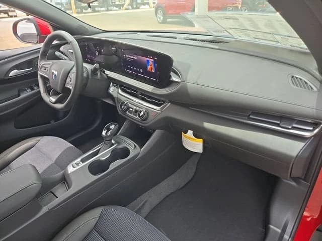 Buick Envista Preferred FWD 4dr 2026 — side view
